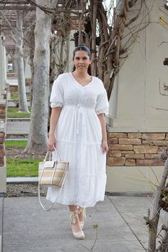 White Spring Maxi Dress With Elastic Waistband, White Maxi Dress With Elastic Waistband For Spring, White Midi Dress With Gathered Waist For Daywear, Casual Spring Dresses With Banded Waist, Casual Spring Dress With Banded Waist, Casual Dress With Banded Waist For Spring, White Dresses With Gathered Waist For Daywear, White Maxi Dress With Elastic Waistband For Summer, White Empire Waist Dress For Daywear