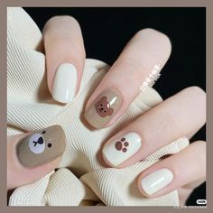 Quick Nail Art, Minimal Nails Art, Asian Nails, Lines On Nails, Really Cute Nails