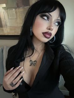 Makeup Emo, Maquillage Goth, Dark Makeup Looks, Maquillage On Fleek, Alt Makeup, Swag Makeup, Alternative Makeup, Emo Makeup, Dope Makeup