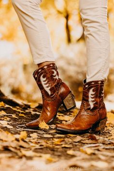 Here is your ultimate multi-tasker for work or play – this mid-calf boot adds a western edge to your wardrobe, ups your boho dressing game, and adds a bit of bling to your step with it's engraved silver heel cap. The Cattleman Boot will be one of the most hardworking pieces in your wardrobe. Silver Heel, Heel Caps, Silver Engraving, Silver Heels, Wild Horses, Mid Calf Boots, Mid Calf, Cowboy Boots, Ups