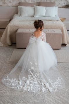 PERFECT FLOWER GIRL DRESS✨ Make order today and SAVE 15%🎁delivery 3-4 days only! Beautiful Baby Flower girl dress with shiny lace and amazing puffy skirt! Process time: 1-2 working days Delivery time: 2-4 working days  Also offer express overnight delivery https://www.etsy.com/listing/1298332912/express-delivery?click_key=eb8207bd8376c2fa762384c4d5701f79c6bcbc77%3A1298332912&click_sum=63123b47&ga_search_query=express&ref=shop_items_search_1&frs=1 Age 1.5 Height 86cm/34in Chest 51cm/20in Waist 5 Classic Flower Girl Dress, Baby Flower Girl Dress, Dresses With Train, Ivory Girls Dress, Long Flower Girl Dresses, Girls Ball Gown, Dress With Train, Puffy Skirt