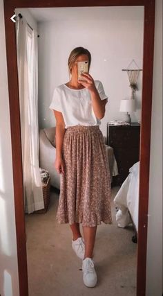 church outfits, spring church outfits, modest outfits, cute church outfits Teacher Casual Outfits Summer, Long White Skirt Outfit Ideas Modest, Church Clothes For Teens, Teacher Outfit Dress, Modest Womens Outfits, Long Skirt Outfits Teacher, Modest Sundress Outfit, Long Skirt Outfits Church