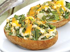 the recipe for two baked breads with spinach and cheese on top is shown