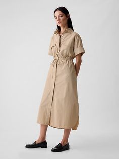 Striped Midi Shirtdress Feminine Street Style, Rolled Sleeves, Shirtdress, Fashion Sewing, Workwear Dress, Modest Outfits, Fit & Flare, Denim Fashion, Wardrobe Essentials