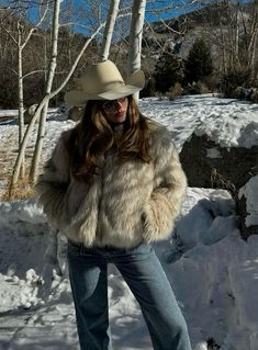 Kait Davis Colorado Vibes Outfits, Aspen Aesthetic Outfit, Cowboy Hat Winter Outfit, Cowgirl Snow Outfits, Western Fur Coat Outfit, Winter Cowboy Outfit, Kait Davis, Colorado Cowboy, Aspen Aesthetic