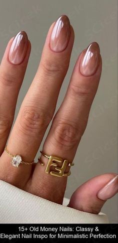 Looking for timeless old money nail ideas to copy? You'll love these classy and elegant old money nails! Nail Art Designs Old Money, Rich Mom Nails, Academic Nails, Nail Elegant Classy, Nail Ideas Old Money, Old Money Toenails, Old Money Fall Nails, Classy Old Money Nails, Nail Old Money