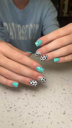 I absolutely love this cow print nail art on miss Kimberly Richards 🫶🏼🖤 🐄 • • I have openings left next week for anyone trying to get in! Please feel free to message me here or you can call/ text me at (989)292-0857 to set something up! Cute Nail Ideas Cow Print, Cow Print Nail Art, Girly Cowgirl, Print Nail Art