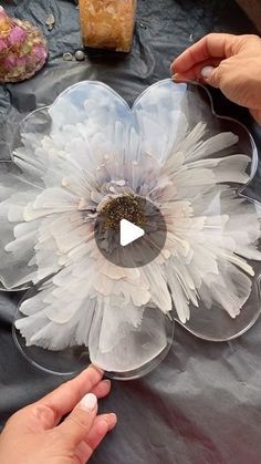 Diy Resin Flowers, Flower Coaster, Resin Ideas, Resin Design, Resin Sculpture, Art Resin, Resin Casting