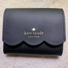 Nwt. Super Cute Scallop Trim Compact Black Bag For Personal Use, Elegant Kate Spade Rectangular Coin Purse, Kate Spade Black Bag With Card Slots, Compact Kate Spade Coin Purse, Compact Kate Spade Wallets As Gifts, Elegant Kate Spade Travel Coin Purse, Elegant Kate Spade Coin Purse For Travel, Chic Black Compact Wallet, Kate Spade Bags With Card Slots For Gift