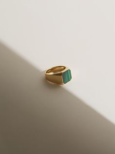 Modern Green Rings For Everyday Wear, Elegant Green Rectangular Signet Ring, Modern Green Square Cut Jewelry, Modern Green Ring With Rectangular Stone, Retro Green Ring For Gift, Retro Green Ring As Gift, Modern Green Rectangular Stone Ring, Guy Gifts, Signet Rings Women