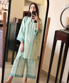 Kurta Pjama Design For Women, Pakistani Dresses Party Wear, Fashion Designer Aesthetic, Pakistani Dresses Party, Style Outfits Summer, Summer Fall Outfits, Party Wear Casual, Designer Aesthetic, Aesthetic Summer Outfits