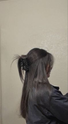 Dark Long Hairstyles, Normal Hair Styles For Women, Tomboy Long Hair, Hairstyle Examples, Hair Style Korea, Hair Tutorials For Medium Hair