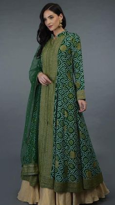 Long Kurti Designs, Style Guru, Kurta Neck Design, Salwar Kamiz, Mode Abaya, Indian Gowns Dresses, Kurti Neck Designs