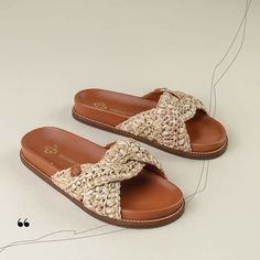 Shoe Designs, Sandal Espadrille, New Shoes, Designer Shoes, Design Ideas, Outfit Accessories