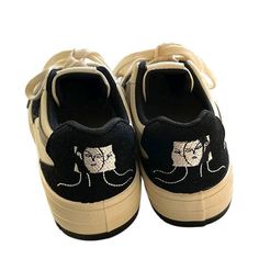 Face Embroidery Aesthetic Black Sneakers Embroidery Aesthetic, Y2k Grunge Aesthetic, Aesthetic Face, Outline Embroidery, Black White Sneakers, Face Outline, Face Embroidery, Cute Grunge