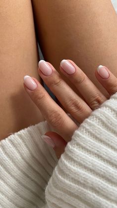 Powder Nail Ideas, French Manicure Nails, Classic Nails, Round Nails, Neutral Nails, Dip Powder Nails