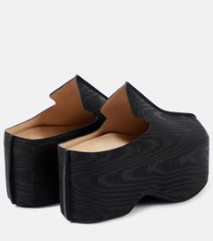 Platform mules in black - JW Anderson | Mytheresa Mule Outfit, Trend Board, 2022 Style, Fall Trend, Shoe Wishlist, Platform Mules, Mid Heels Pumps, 2024 Style, Jw Anderson