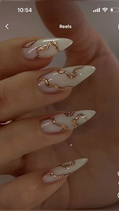 Blue Veins Skin Tone, Golden Nails, Milky Nails, Dope Nail Designs, Funky Nails, Fancy Nails, Chic Nails, Dope Nails, Nail Arts