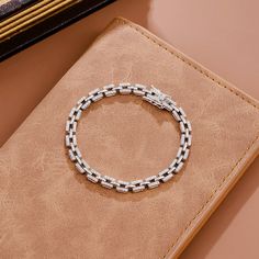 Luxury Tank Chain Moissanite Bracelet for Women Party Wedding Jewelry Bracelets Silver Diamond Bracelet, Bracelet Tennis, Wedding Jewelry Bracelets, Women Party, Bracelet For Women, Diamond Bracelets, Metal Bracelets, Gemstone Bracelets, Exquisite Jewelry