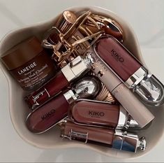 Aesthetic Wishes, Shoe Hacks, Ulta Beauty Makeup, Useful Items, Smink Inspiration, Top Beauty, Luxury Makeup, The Perfect Guy