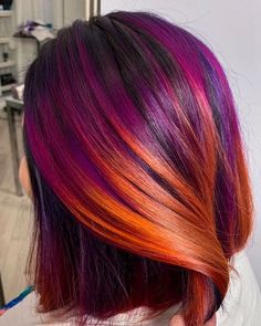 Fiery Red Highlights for a Confidence-Boosting Transformation Sunset Hair Color, Cheveux Oranges, Sunset Hair, Hair Color Orange, Creative Hair Color, Multicolored Hair, Bright Hair, Halloween Hair, Creative Hairstyles