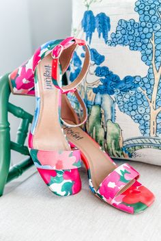 Corkys Floral Heels – Plantation 59 Colorful Heels Aesthetic, Fun Heels Unique, Preppy Heels, Hoco Heels, Hoco Shoes, Patterned Heels, Pattern Heels, Funky Heels, Hoco Inspo