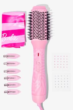 Créez des cheveux de Barbie étincelants et de rêve en quelques minutes avec le kit de brushing Mermade Hair Barbie™. Marie Claire, Hair