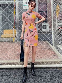 Chinese Dress Modern Style, Satin Slip Dress Outfit, Chinese New Year Outfit, Qi Pao, Modern Qipao, Chinese Style Dress