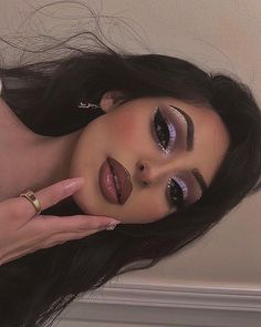 Emerald Green Makeup Looks With Gems, Face Crystals Make Up, Brown Eye Makeup With Rhinestones, Light Purple And Silver Eye Makeup, Eye Make Up With Rhinestones, Birthday Glam Makeup With Rhinestones, Make Up With Rhinestones Eye Makeup, Date Night Makeup Ideas, Lavender Eye Makeup Prom