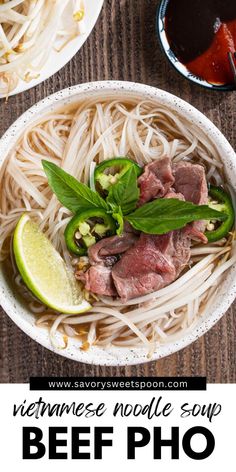 vietnamese noodle soup with beef pho