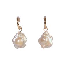 These daisy shaped freshwater pearl earrings are a unique spin on the classic Baroque pearl drops — Each set of pearls are different and won't look exactly like the ones pictured due to the nature of freshwater pearls. Choose from the drop-down menu if you want 14k gold-filled huggies hoops included, or just the charms alone. Each item is made-to-order. Please allow a processing time of 14 business days. We value your patience and appreciation of the handmade process! Delicate Pearl Earrings With Pearl Pendant, Delicate Pearl Earrings With Pendant, Delicate Baroque Pearl White Earrings, Akoya Pearl Drop Dangle Earrings, Delicate Baroque Pearl Earrings With Pearl Charm, Teardrop Akoya Pearl Drop Earrings, Akoya Pearl Drop Teardrop Earrings, Baroque Pearl Drop Dangle Earrings, Delicate Baroque Pearl Earrings For Pierced Ears