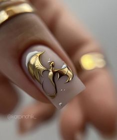 Short Homecoming Nails, Harry Potter Nails, Dragon Nails, Get Nails, Homecoming Nails, Elegant Nails, Fabulous Nails, Classy Nails, Funky Nails