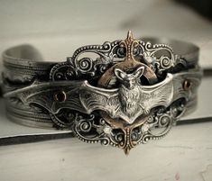 Brass Cuff, A Metal, Gothic Jewelry, Pretty Jewellery, Goth Fashion, Gothic Fashion, Cute Jewelry, Jewelry Inspiration, Beautiful Jewelry