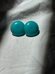 Vintage, small, teal / aqua,  button, earrings.   for pierced ears.  Made out of plastic. In good condition. measurements: 3/4"L x 3/4"W Thrifting Jewelry, Vintage Stud Earrings, Earrings Clip, Button Earrings, Mid Century Vintage, Earrings Studs, Vintage Jewels, Round Earrings, Jewelry Lover