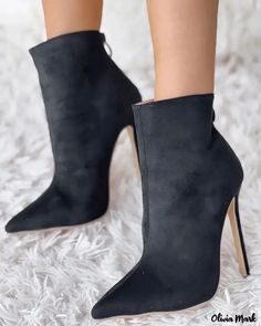 Olivia Mark - Zipped back stiletto ankle boots Stiletto Ankle Boots, Boots Pattern, Boots Patterns, Chic Type, Heel Ankle Boots, Estilo Chic, Pointed Toe Heels, Fashion High Heels, Heeled Ankle Boots