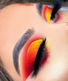 Rings Hippie, Sunset Makeup, Cut Crease Eyeshadow, Yellow Makeup, Orange Makeup, Dramatic Eye Makeup