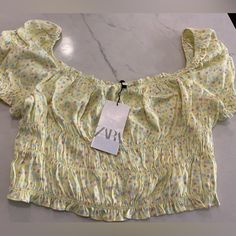 - Girls Xxl - Never Worn - Still Has Tag - So Cute For Spring/Summer -Stretchy Material Barbie Bodysuit, Romantic Lace Blouse, Puff Sleeves Top, Black Lace Tank Top, Flowers Color, Bodysuit Blouse, Poplin Top, Gingham Tops, Zara Girl