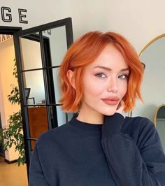 Outfit For Orange Hair, Sherbet Orange Hair, Cowboy Copper Fair Skin, Red Copper Hair Color Short, Short Hair And Color Ideas, Fashion Hair Color Ideas For Short Hair, Chin Length Copper Hair, Copper Hair Makeup Looks, Copper Hair Bob Haircut