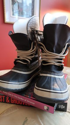 Have fun with your style this season with the SOREL Winter Carnival waterproof snow boot. Sorel winter boots EU Size 40 US Mens Size 7 Womens Size 9 - Amazing - like brand New condition - new felt liners & waterproof These used/preworn boots are in amazing 9.9/10 condition and have brand new felt liners included in the purchase. Waterproof upper. felt liners for added warmth. Easy lace-up design for a secure and comfortable fit. Seam-sealed, waterproof construction keeps out the wet elements for Sorel Winter Carnival, Winter Carnival, Sorel Winter Boots, Waterproof Snow Boots, Sorel Winter, Snow Boot, Steve Madden Bags, Winter Snow Boots, Rain And Snow Boots