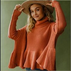 Nwt Free People Turtleneck Sweater In The Rose Icing Color! So Flowy And Soft, It Says Xs But Because Of Its Style, It Can Fit S And M. Rose Icing, Dress Outfits Ideas, Rusty Rose, Free People Cardigan, Peplum Sweater, Ribbed Turtleneck Sweater, Tomboy Outfits, Peplum Styles, Open Knit Sweater