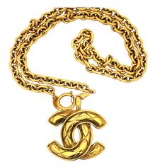 Specifications: Designer: CHANEL Total Weight: 140 Grams Pendant CC Measurements: ~2.25" x 1.9" Chain Length: ~30" with bail ​ ​Stamped: "CHANEL "Made in France" Condition: Preowned 100% Authentic Chanel Vintage, Vintage Quilts, Vintage Chanel, Made In, Chain Lengths, Chain Length, Chains Necklace, Made In France, Jewelry Necklaces