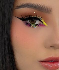 Colorful Makeup Looks Eyeshadows, Maquillaje Full Color, Makeup Soft Glam, Soft Glam Look, Day Eye Makeup, Evening Eye Makeup, Angel Makeup, Hd Makeup