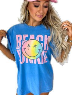 Fun Crew Neck T-shirt For Loungewear, Funny Print Tops For Summer Loungewear, Fun Graphic T-shirt For Loungewear, Fun Graphic Print T-shirt For Loungewear, Fun Letter Print T-shirt For Loungewear, Blue Retro Tops For Beach Season, Fun Summer T-shirt For Loungewear, Fun Short Sleeve T-shirt For Loungewear, Fun Crew Neck Shirt For Beach Season