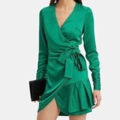 Alexis Green Dress Size Xs Green Satin Mini Dress, Alexis Dress, Satin Mini Dress, Green Satin, Mini Wrap Dress, Fit N Flare Dress, Fit & Flare, Flare Dress, Trending Accessories