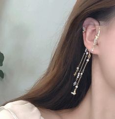 Elegant Ear Piercings Classy, Cuff Earrings No Piercing, Butterfly Ear Cuff, Ear Wrap Cuff, Flower Ear Cuffs, Ear Wrap Earrings, Butterfly Details, Ear Climber, Pearl Cluster