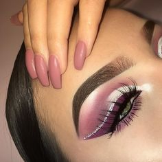 ριntєrєѕt: @αlrєadуtαkєnxσ♡ Makeup Is Life, Kiss Makeup, I Love Makeup, Makeup Goals, Flawless Makeup, Gorgeous Makeup, Love Makeup, Pretty Makeup, Creative Makeup