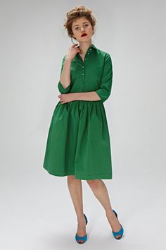 "Women Green Dress, Cotton Dress, Plus Size Dress ❃ The power of a beautiful dress is not to be underestimated. The right dress can transform your confidence and break hearts from across the room. Unlock that power with this simply beautiful 1950s dress. ❃ This flattering button down \"Cora\" dress is a classic 1950s style, handmade from a stunning green, Liberty of London fabric. This chic shirtwaist bodice dress is accented with three-quarter sleeves, a pointed collar and shiny buttons down th Women Green Dress, 50s Inspired Dress, 1950's Dress, Liberty Of London Fabric, Bodice Dress, Dress Retro, 1950s Dress, Dress Cotton, Midi Shirt Dress