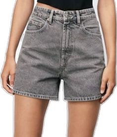 Zara Jeans For Summer, Zara Summer Jeans With Five Pockets, Casual High Waist Shorts With Five Pockets, Zara Short Cotton Jeans, Casual Fitted Five-pocket Shorts, Trendy High Rise Shorts With Five Pockets, Zara Cotton Jean Shorts, Casual Fitted Shorts With Five Pockets, Fitted Jean Shorts With Five Pockets For Summer