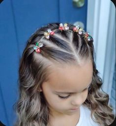 Thanksgiving Toddler Hairstyles, Elementary Picture Day Hairstyles, 1st Grade Hairstyles, Kids Half Up Half Down Hair, Christmas Hair Ideas For Kids, Bun Hairstyles For Kids, Kindergarten Hairstyles Girl, Easy Toddler Hairstyles Short, Hairstyles For Curly Hair Kids