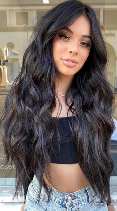 rich chocolate brown hair, dark brown hair, brown hair color ideas, hocolate brown hair with blonde highlights, dark chocolate brown hair, brown hair color ideas 2021 Dark Brown Long Hair, Dark Chocolate Hair, Brown Hair Extensions, Black Brown Hair, Black Hair Balayage, Chocolate Hair